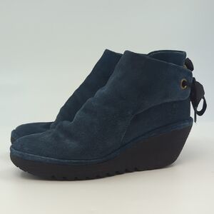 FLY LONDON Yebi Blue Suede Wedge Single Tie-Back Booties EU 39/US 8.5